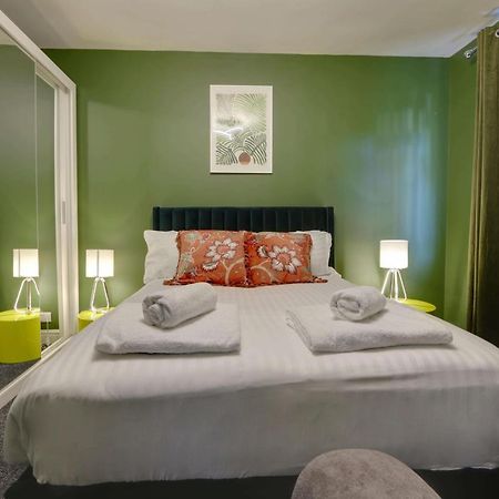 #Upmarket, Exceptional 4 Bed House, With Free Parking, Close To Amenities And Supermarkets Sheffield Dış mekan fotoğraf