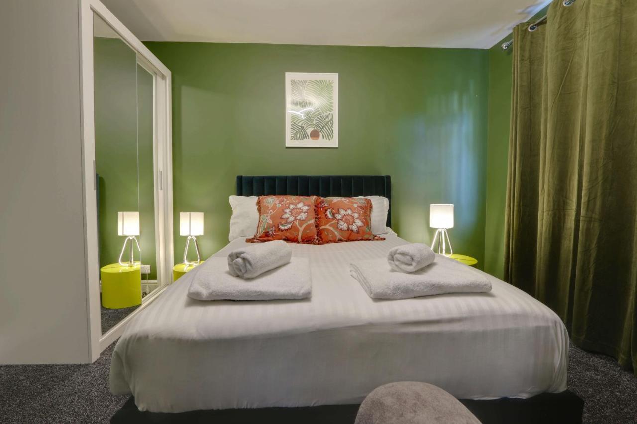 #Upmarket, Exceptional 4 Bed House, With Free Parking, Close To Amenities And Supermarkets Sheffield Dış mekan fotoğraf