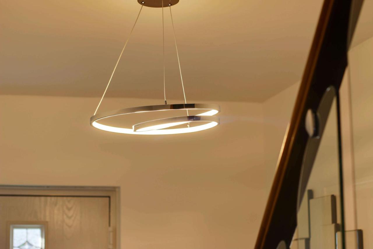 #Upmarket, Exceptional 4 Bed House, With Free Parking, Close To Amenities And Supermarkets Sheffield Dış mekan fotoğraf
