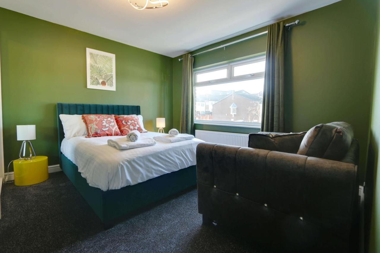 #Upmarket, Exceptional 4 Bed House, With Free Parking, Close To Amenities And Supermarkets Sheffield Dış mekan fotoğraf