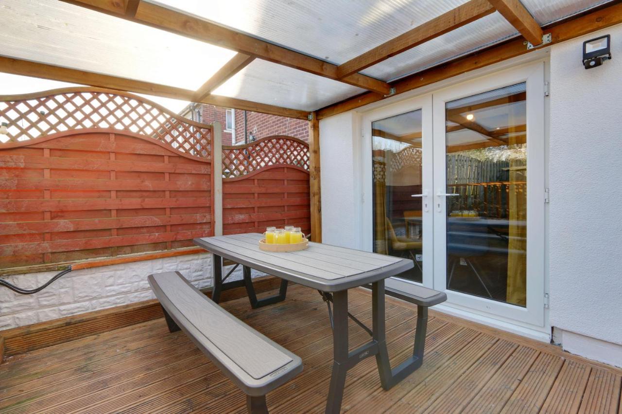 #Upmarket, Exceptional 4 Bed House, With Free Parking, Close To Amenities And Supermarkets Sheffield Dış mekan fotoğraf